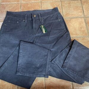 NEW L.L. BEAN Favorite Fit Casco Corduroy Pants Womens 6P navy Straight Leg NWT